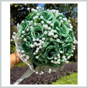 Svadobná kytica - zelené umelé kvety so saténovou stuhou 39965718g