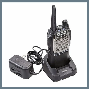 Baofeng rádiová vysielačka s batériou UV-8D