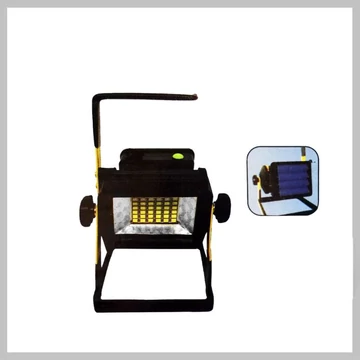 50W prachotesný a odolný LED reflektor W807