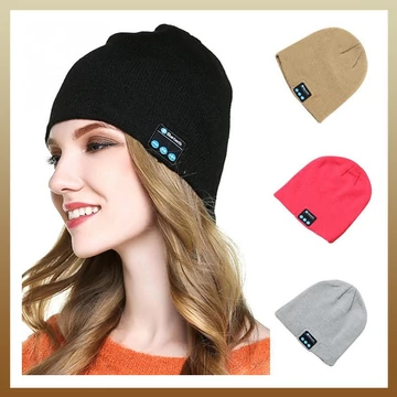 Čierna Bluetooth čiapka – Počúvajte hudbu pohodlne aj v zimných mesiacoch holm0925