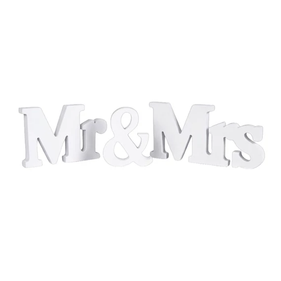 Súprava rustikálnych drevených nápisov Mr & Mrs – Svadobná výzdoba stola a fotografické rekvizity CD603378